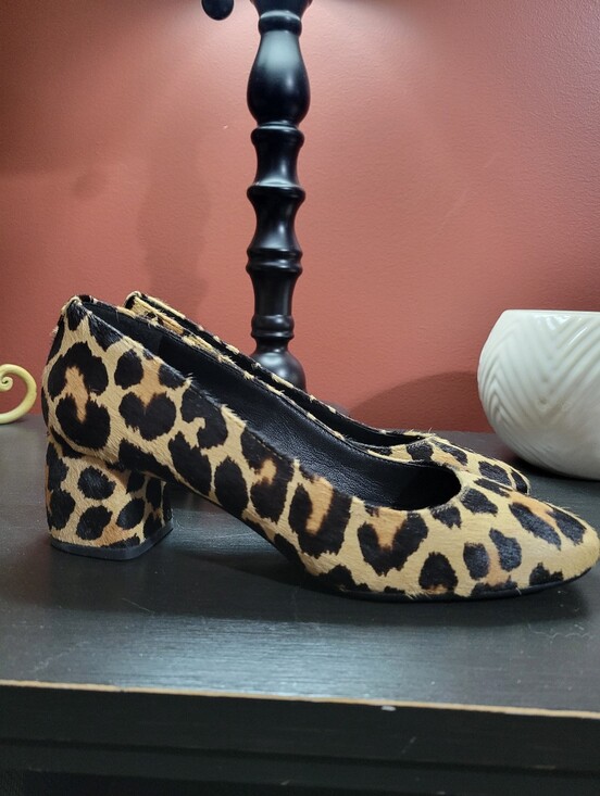 kate spade Shoes - kate spade Leopard Print Round-Toe Block Heel Pumps - Tan & Black